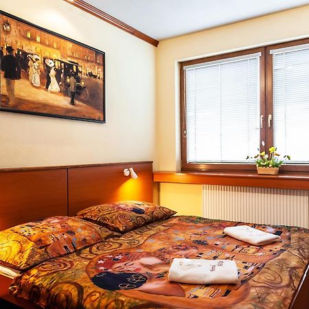 Hotel Acko Ruzomberok Εξωτερικό φωτογραφία